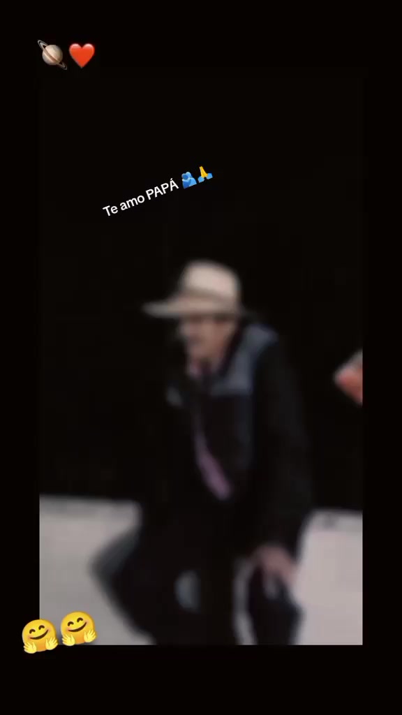 @Elena 📿🎧 🖤