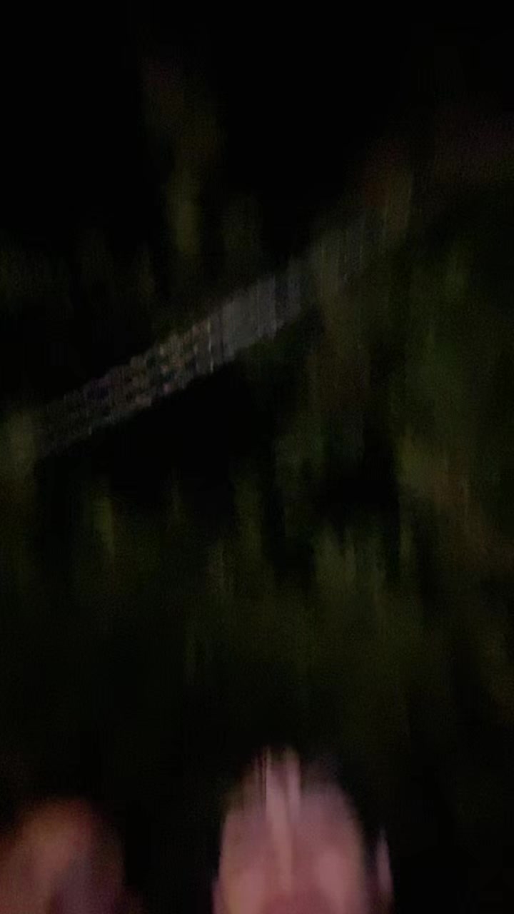 @Moon 🌙