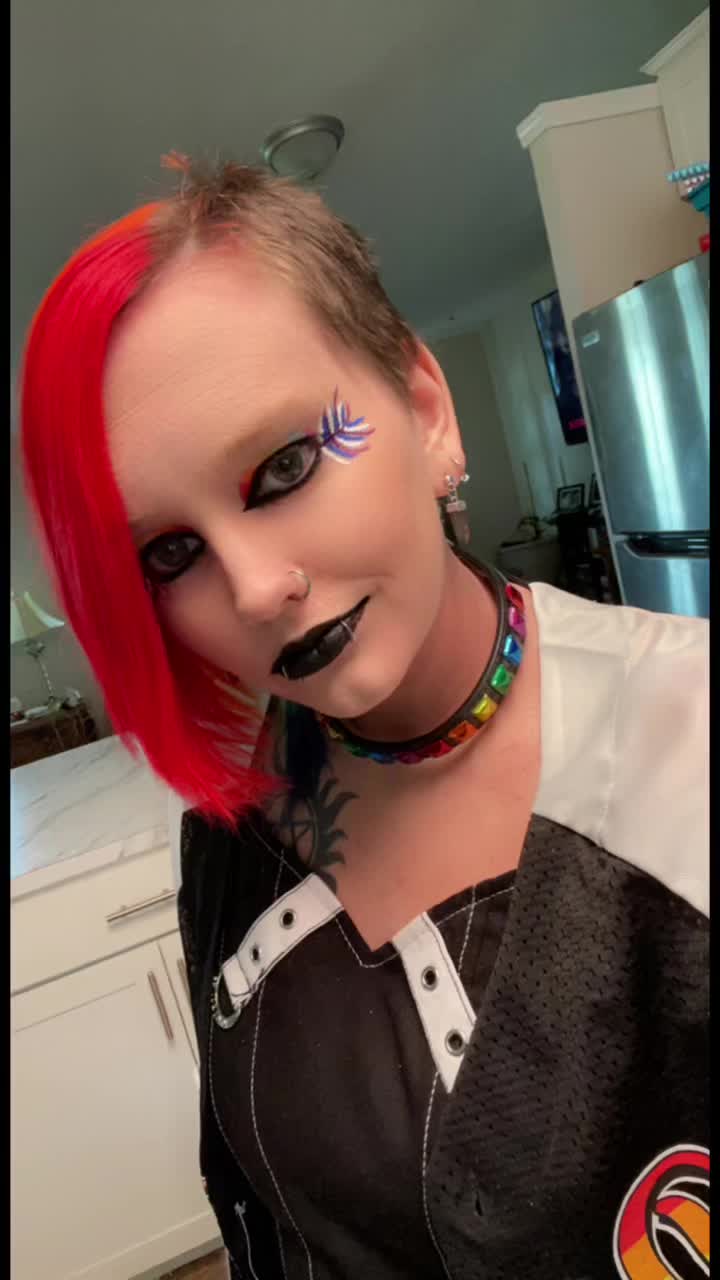 @MidnightTheWolf