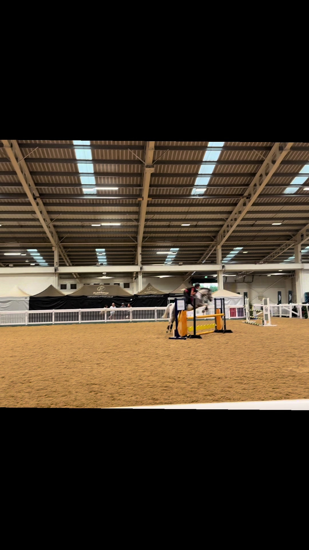 @🐎🤭