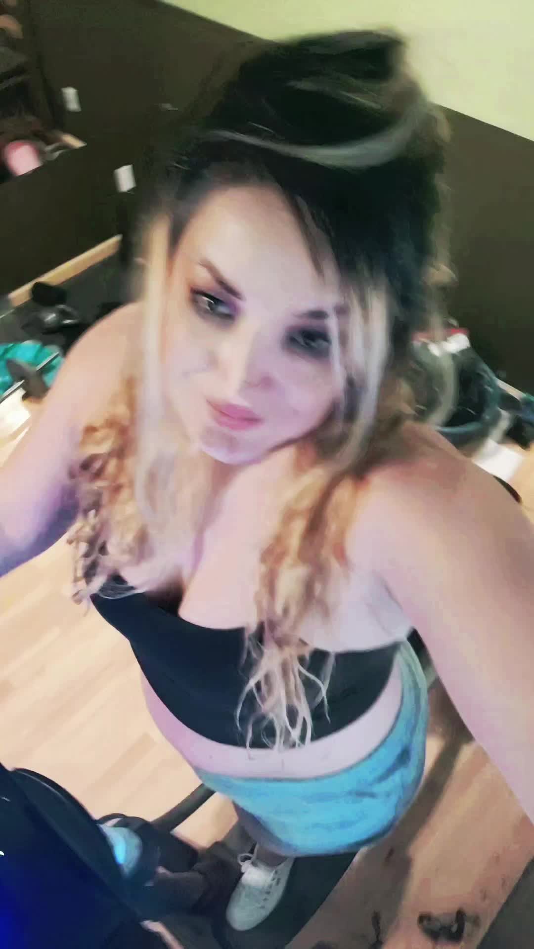@Lyndaoli