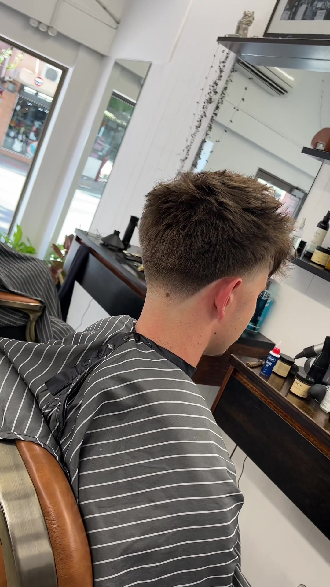 @MahniHair