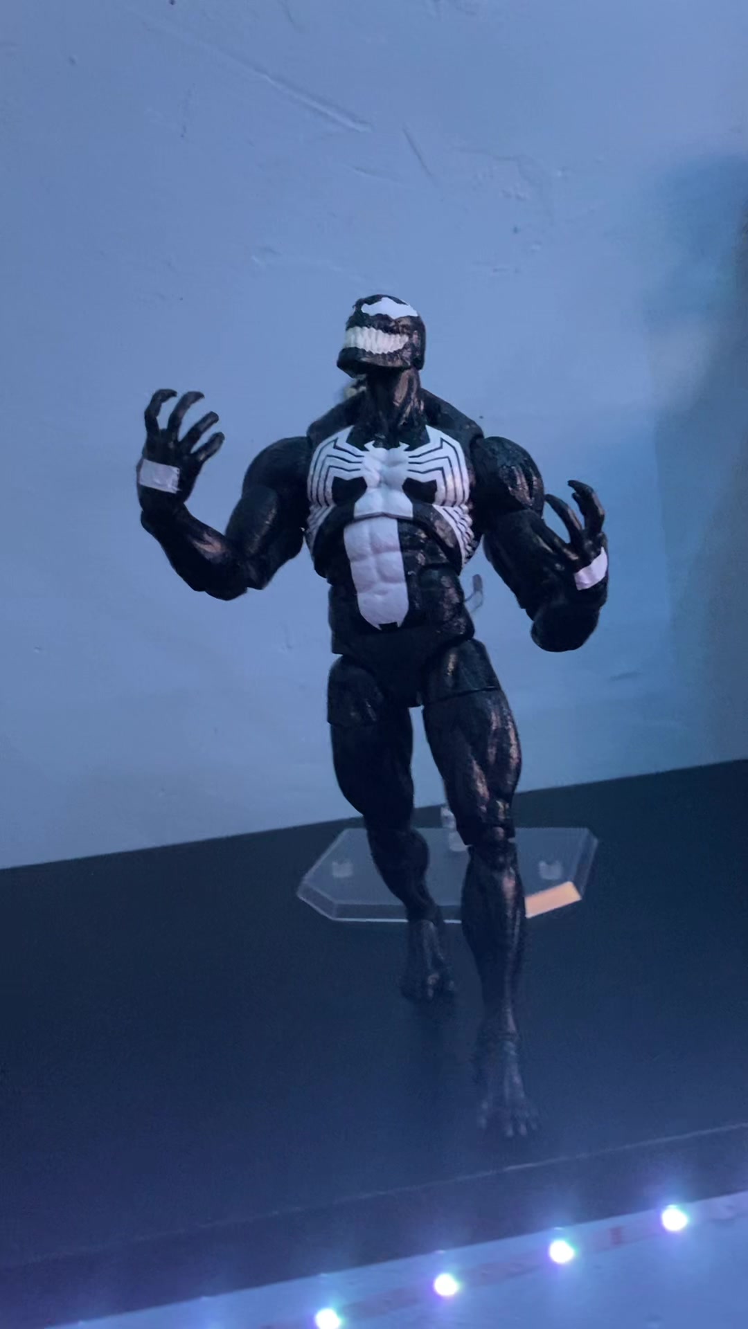 @🦇