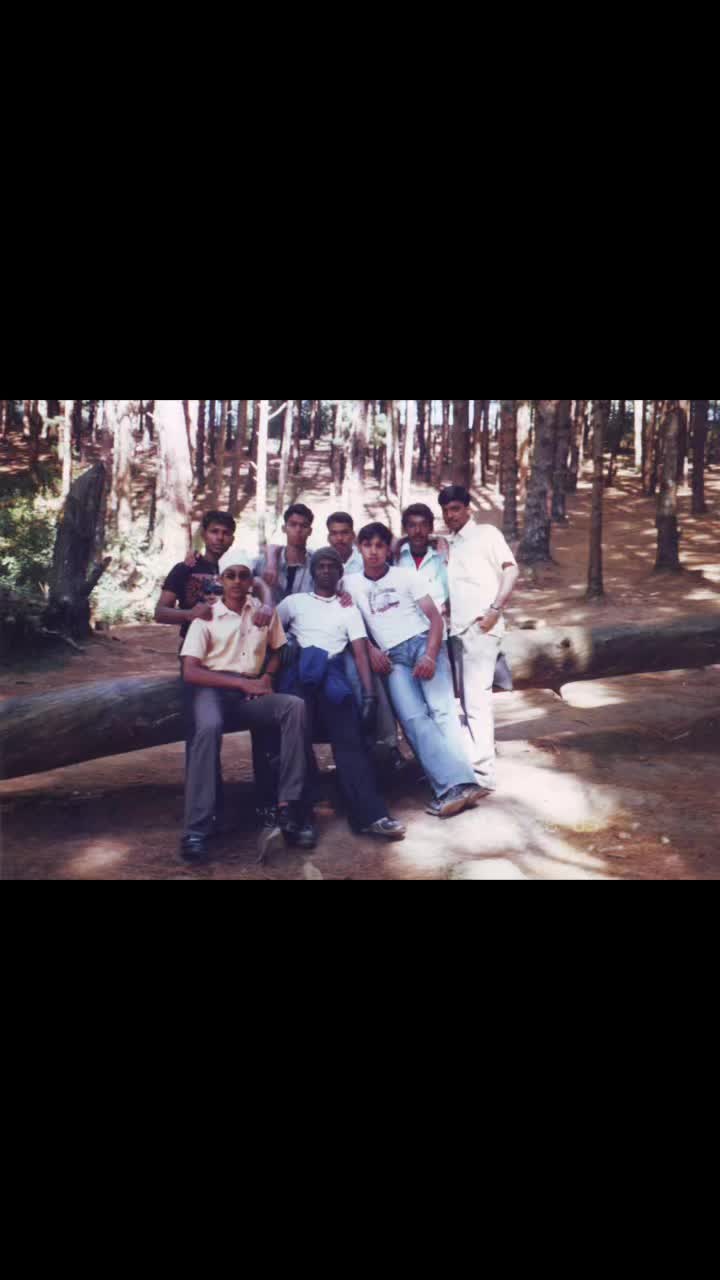 @പ്രണയം ചുവപ്പിനോട്❤️❤️🚩🚩