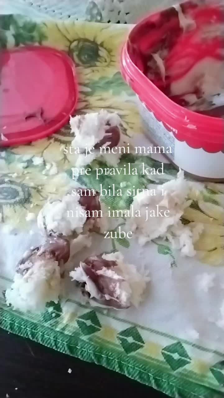 @🎭