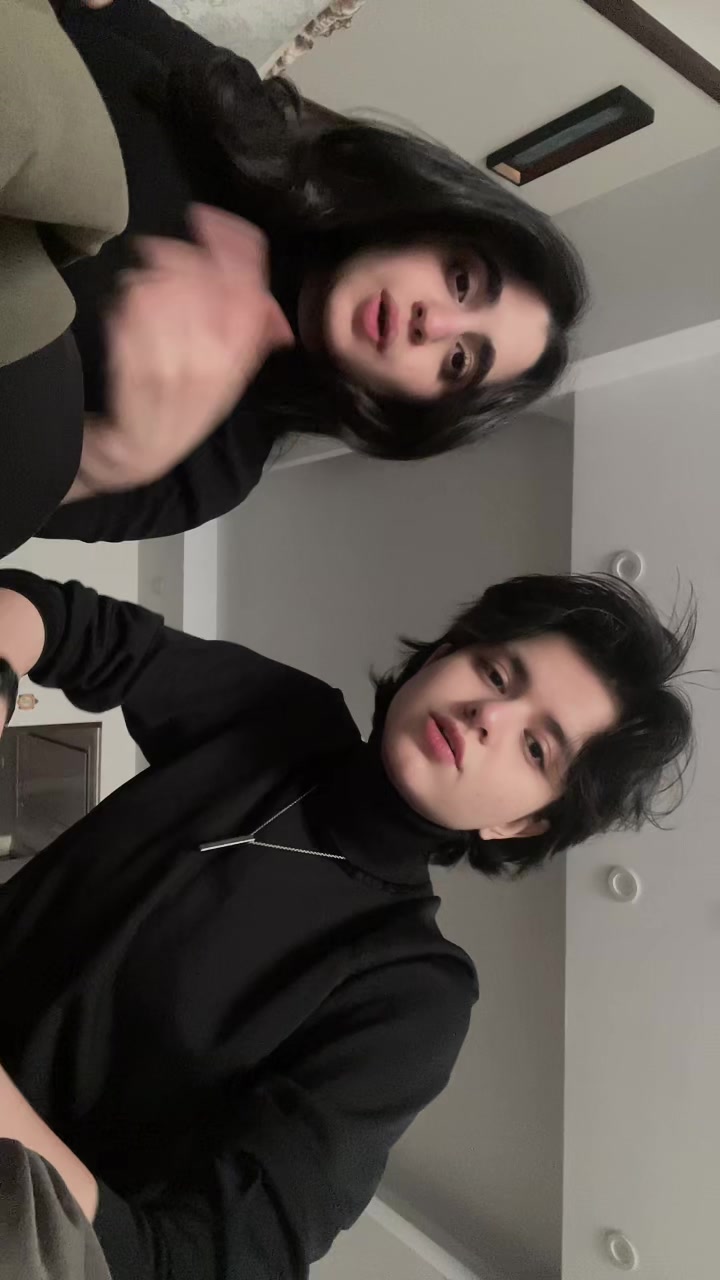 @K.