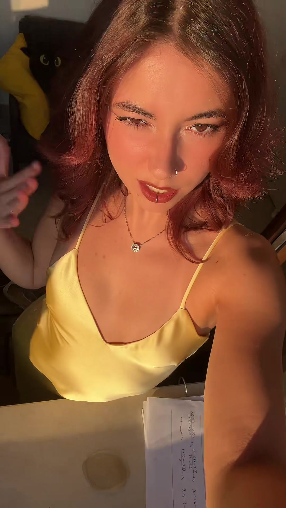 @nicoledgg