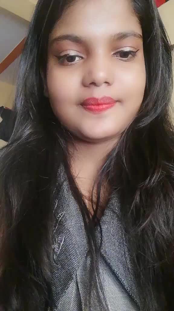 @_deesu_