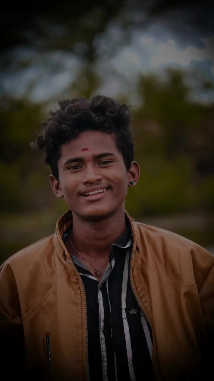 @👑Awara Boy Akash👑