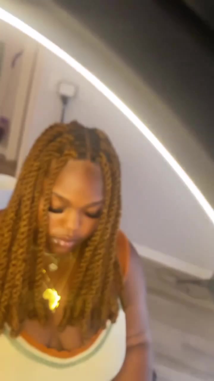 @queenbeebraiding
