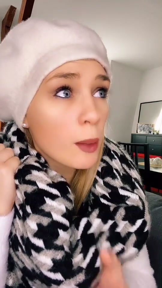 @Alina F