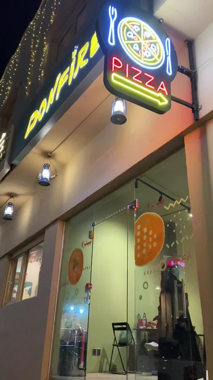 @Bella