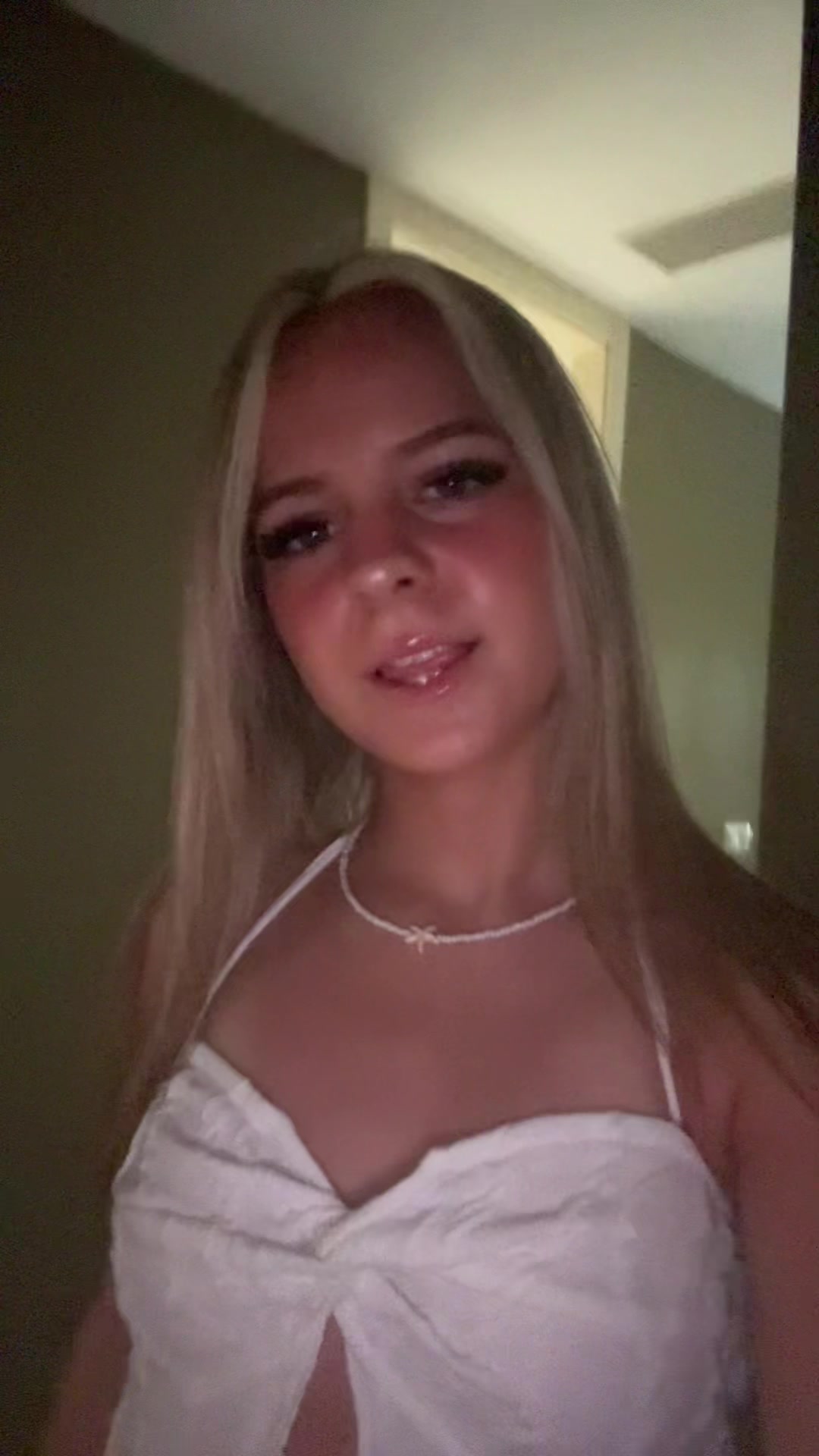 @𝐿𝒮𝒯