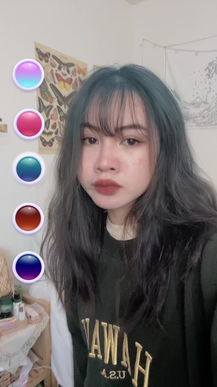 @Desreenaomi