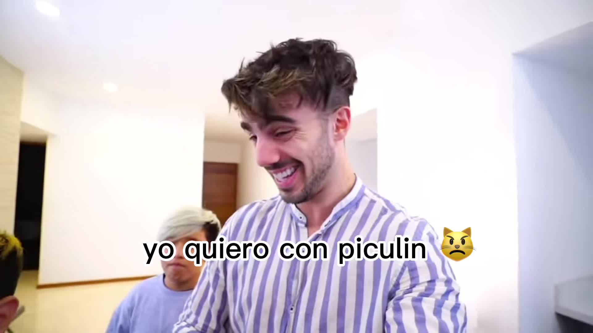 @Fede y la Vecibanda 💐<3
