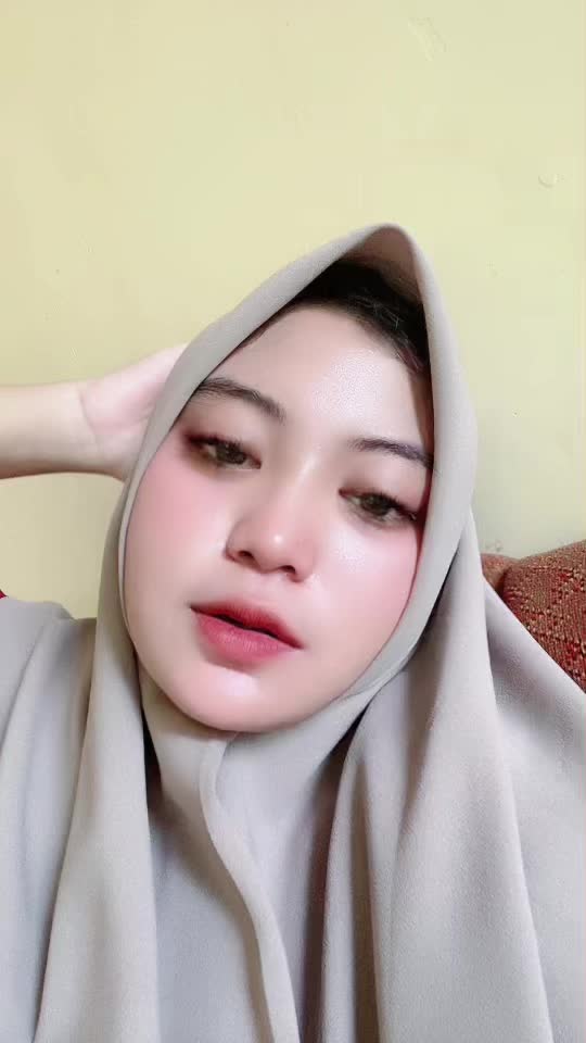 @Nadya Arison