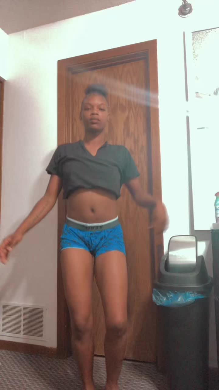 @Prettybrowneyes23