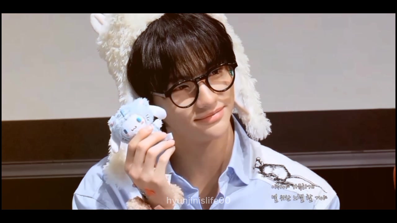 @Hyunjin' wifeu🍀