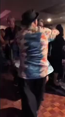 @dancing.chickens1