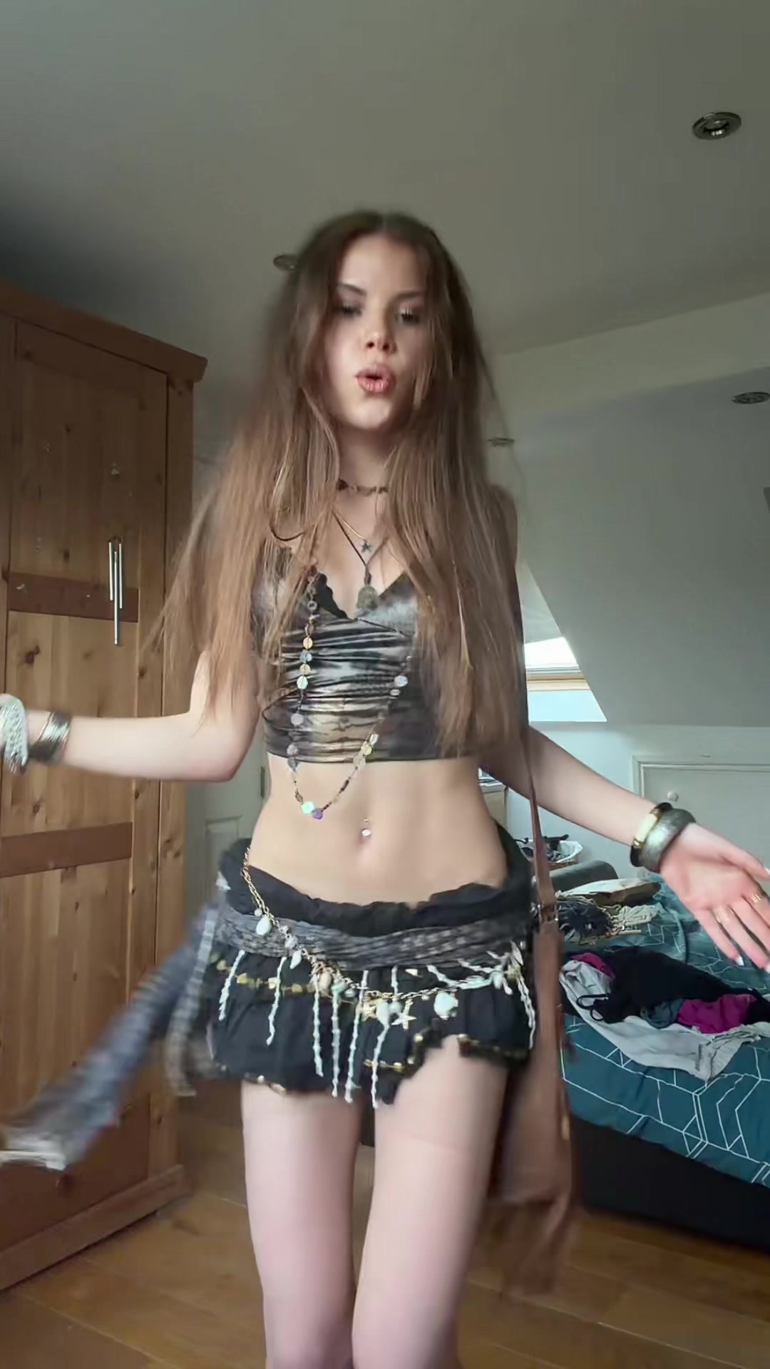 @isobel