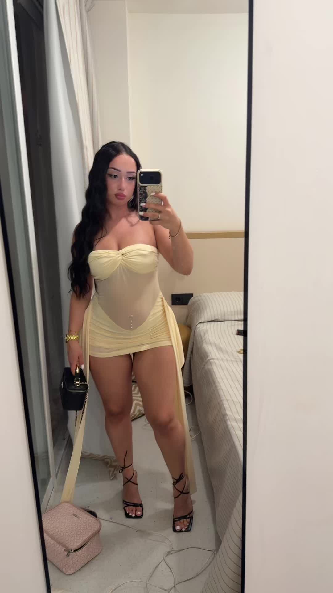 @alinaaij