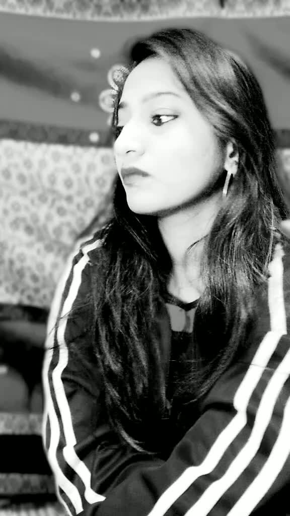 @👑Aditi De👑
