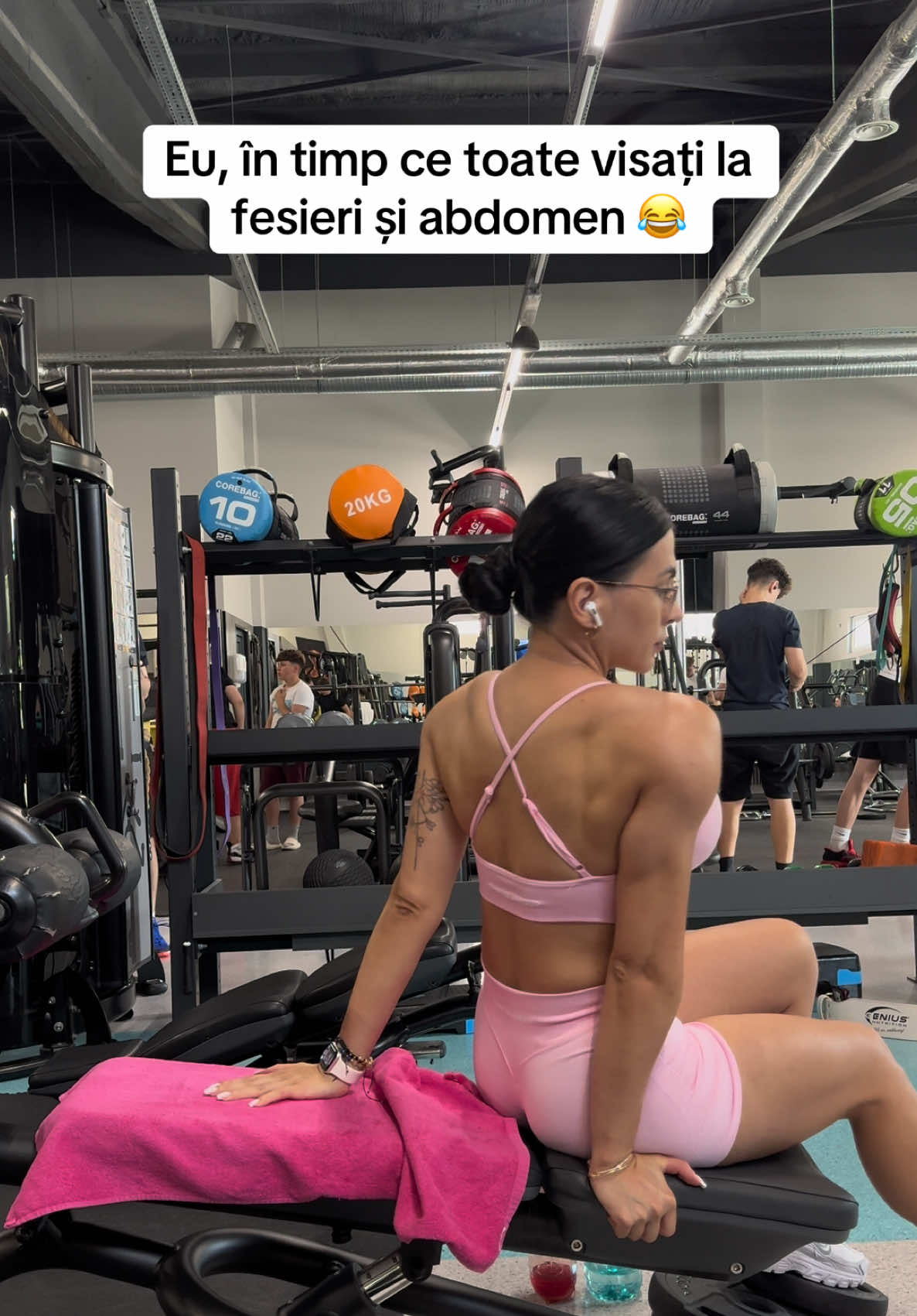 @LoredanaX