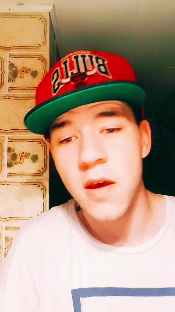 @Saschajon