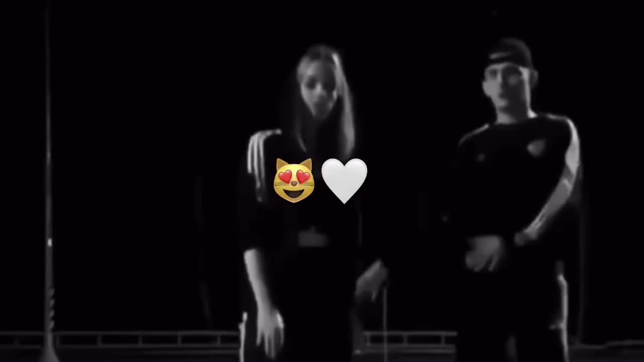 @👤