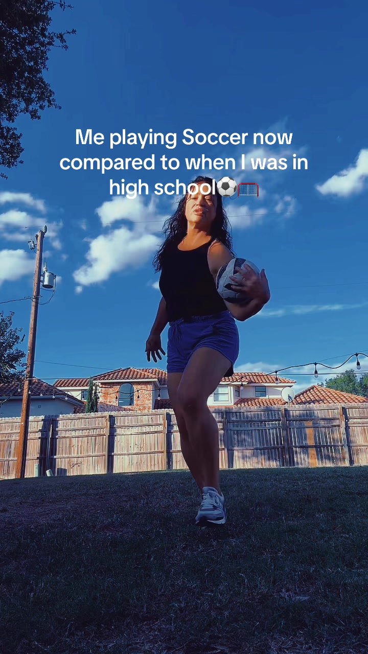 @crissygonza