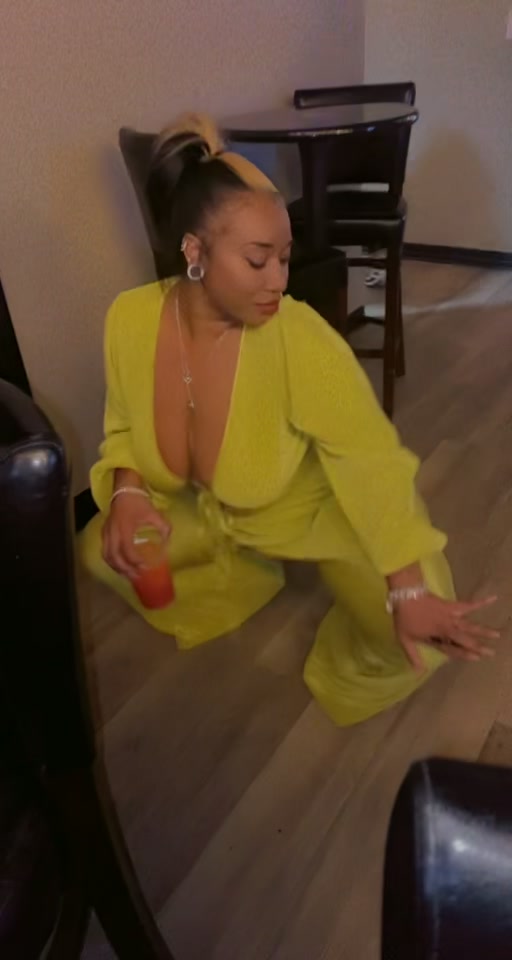 @Jasmine_Beenraw