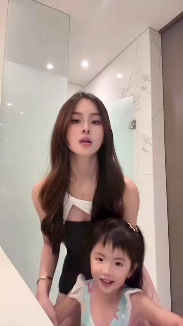 @KimElyy