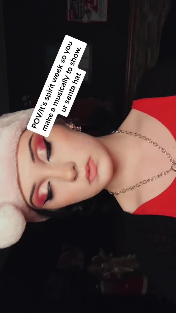 @Victoria