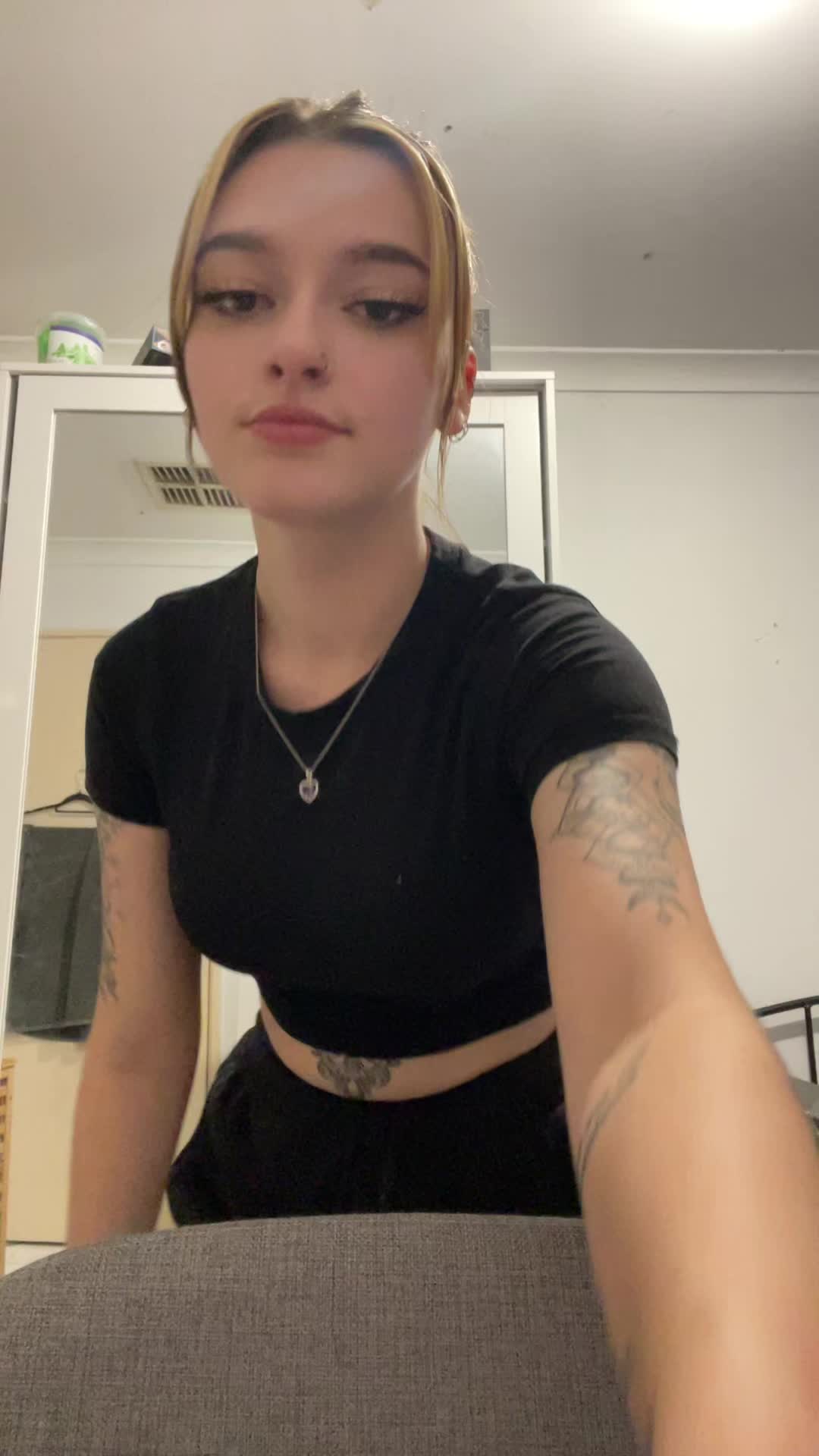 @Jessika