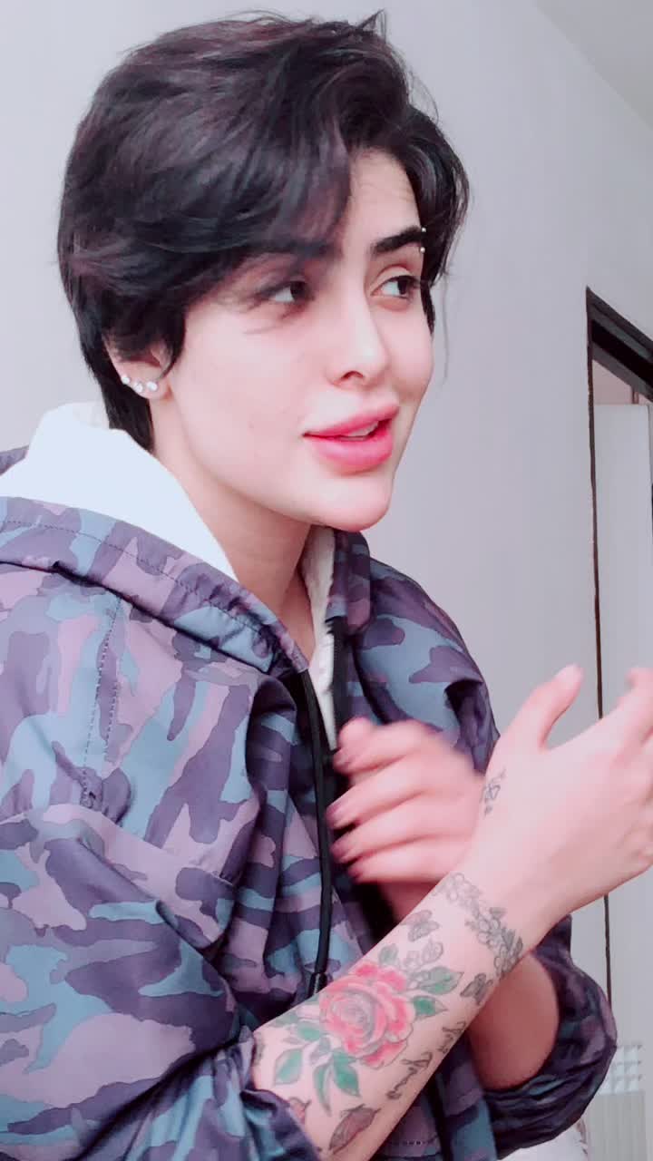 @Bhrshfie