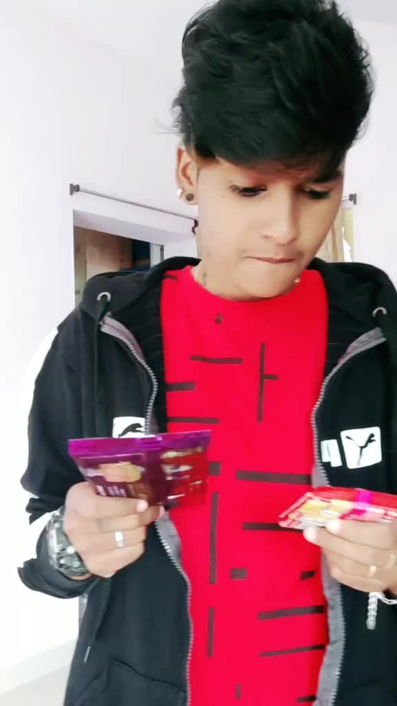 @Anizh Tomboy♀️♂️