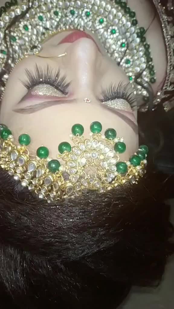 @M D MakeoveR