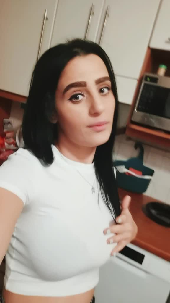 @Resmuves csilla