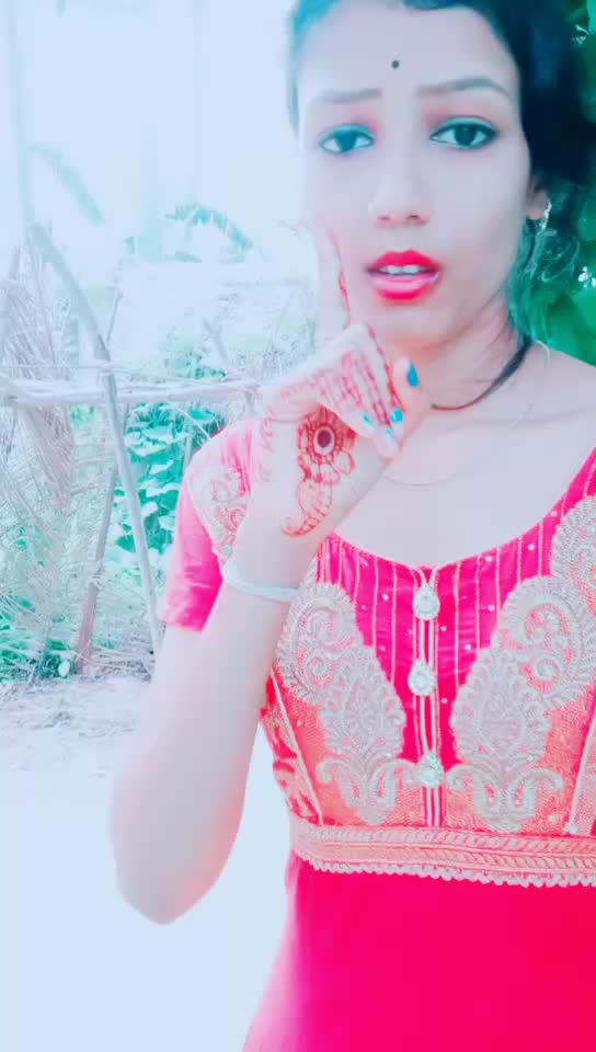 @selfie queen roja🤳
