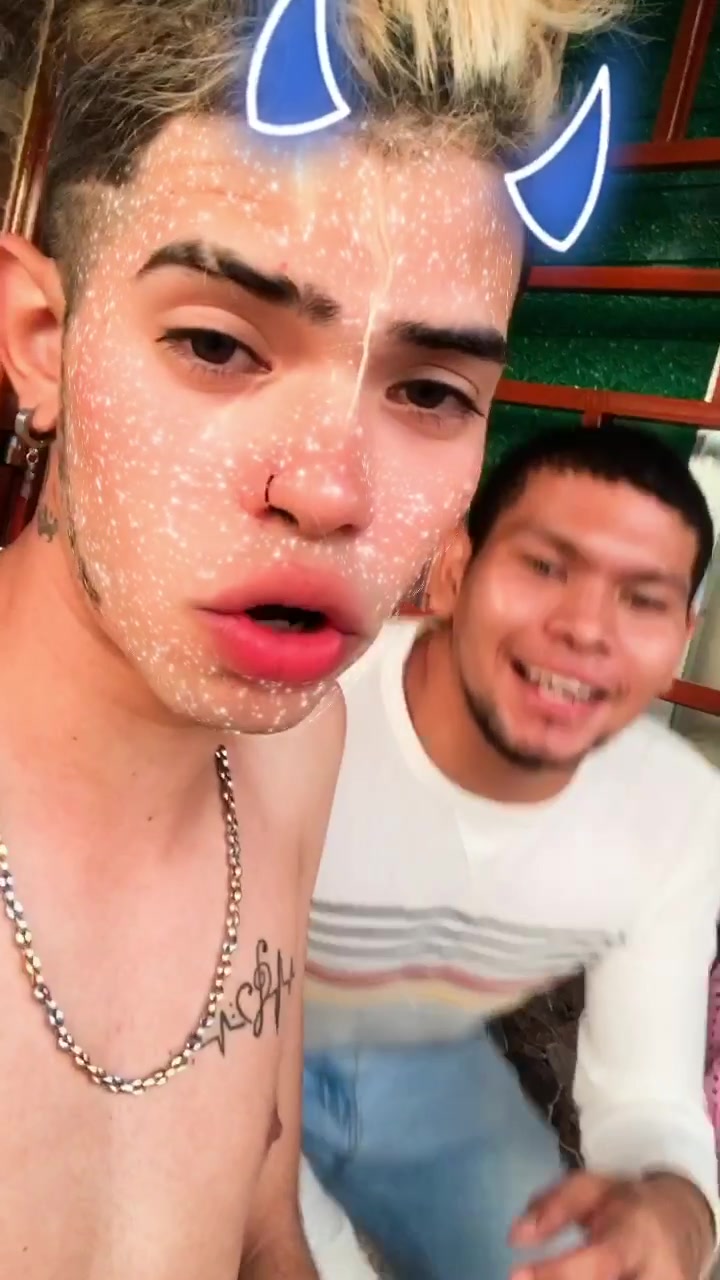 @Cuxiitoo