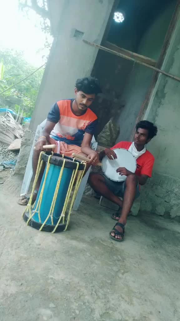 @vignesh_05