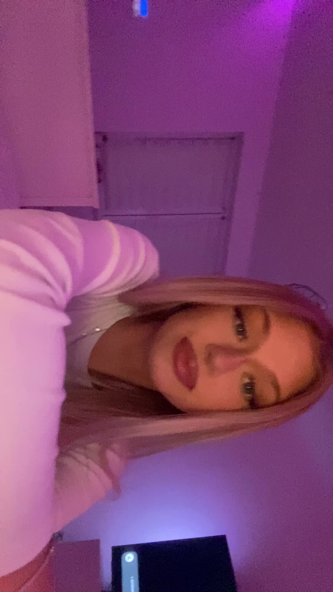 @julcia