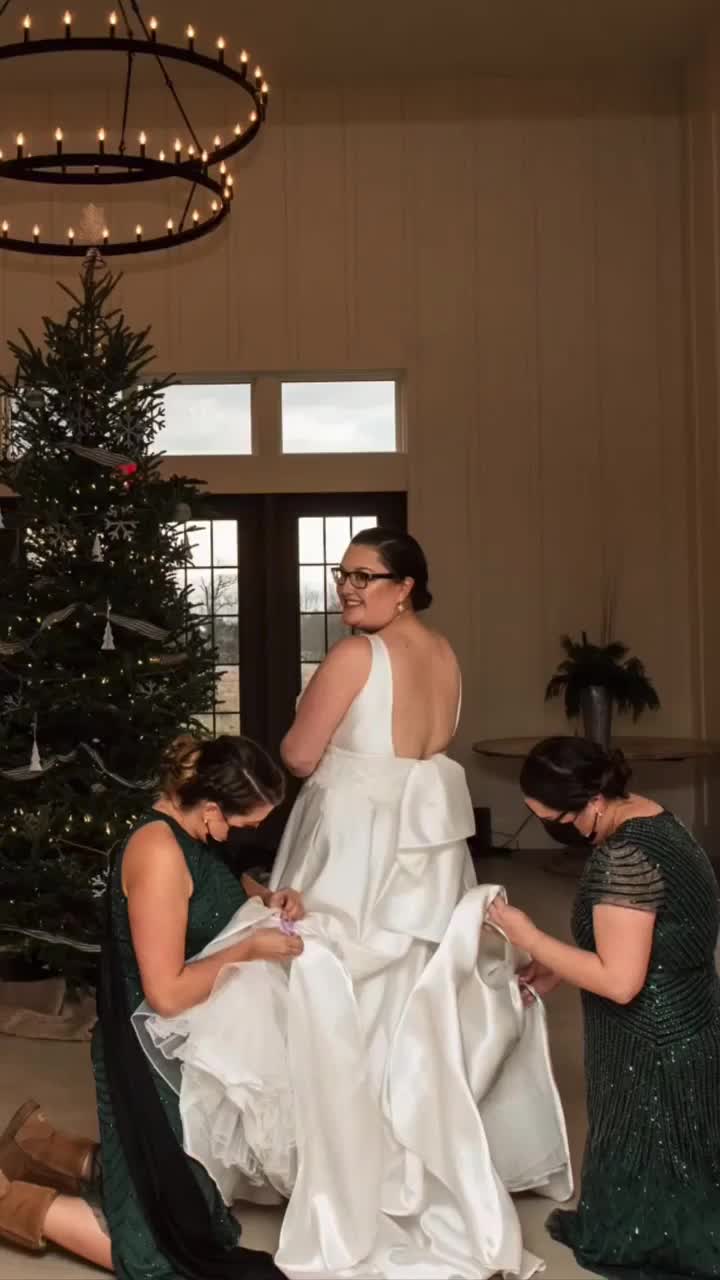 @Michelle Roth Brides