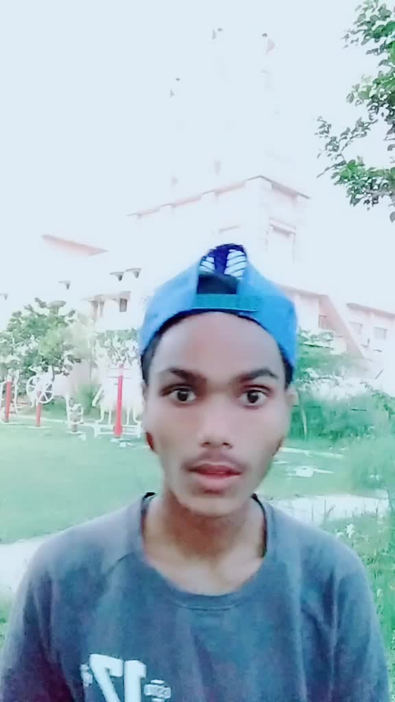 @𝙣__❤💚_𝙘