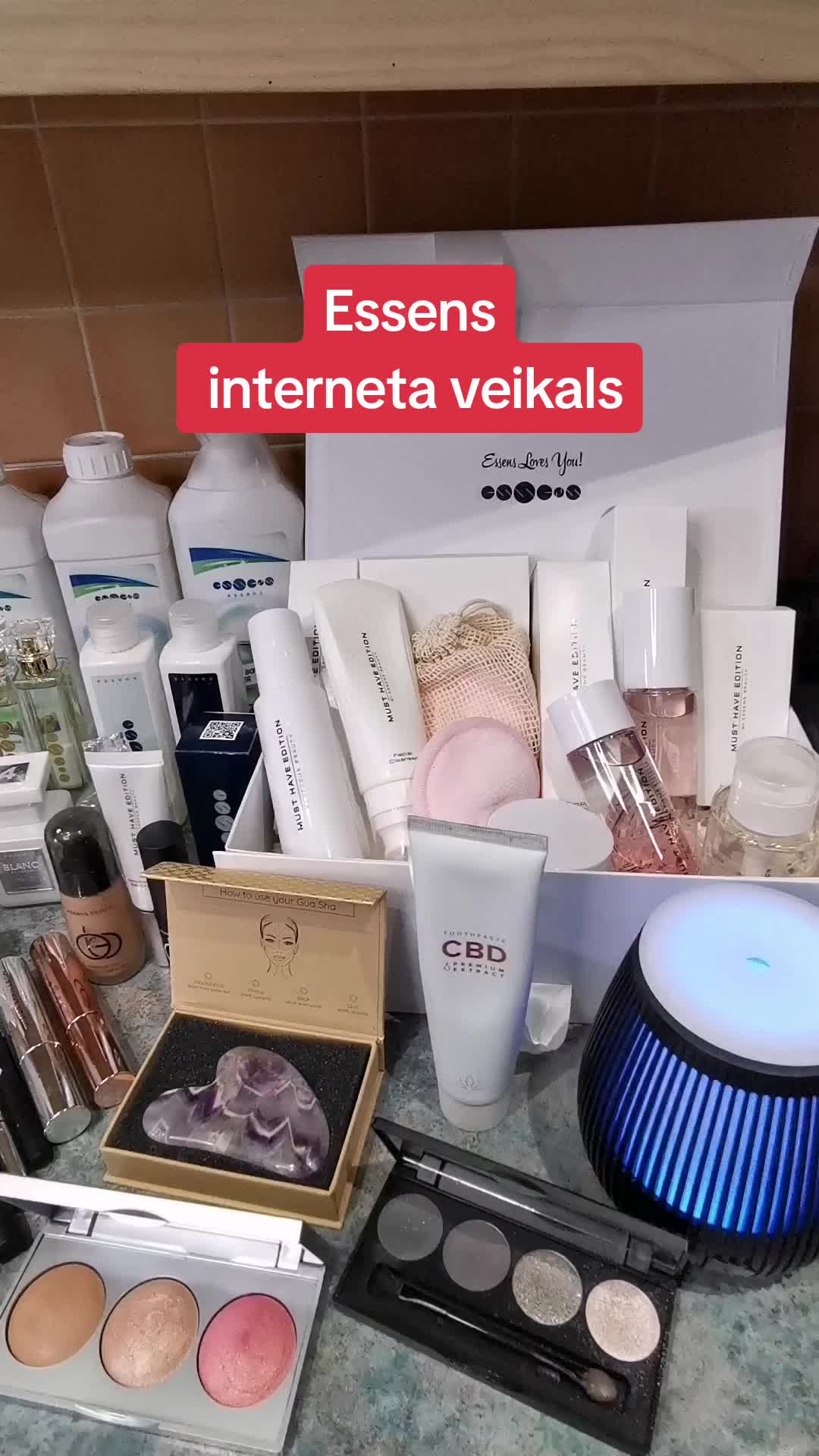 @Erika_Essens