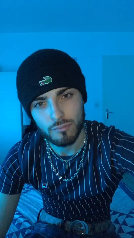 @Vabooz