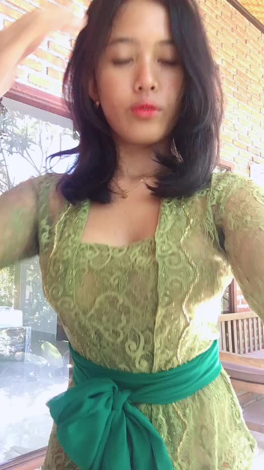 @Nikyjeje65