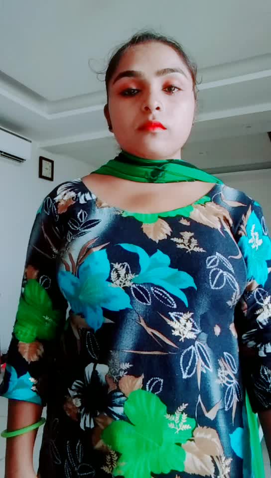 @ਬੇਬੇ ਬਾਪੂੁੁੁ ਦੀ ਫੈਨ