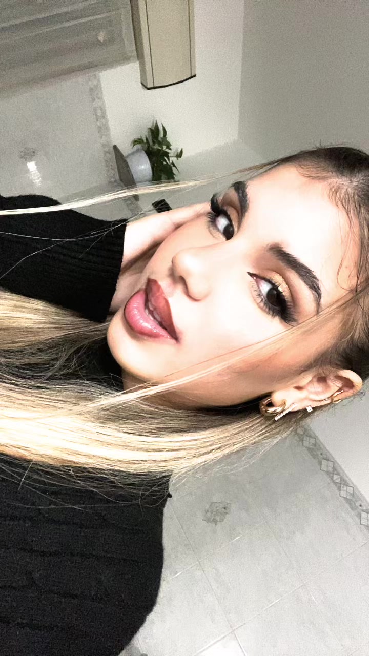 @Francesca-