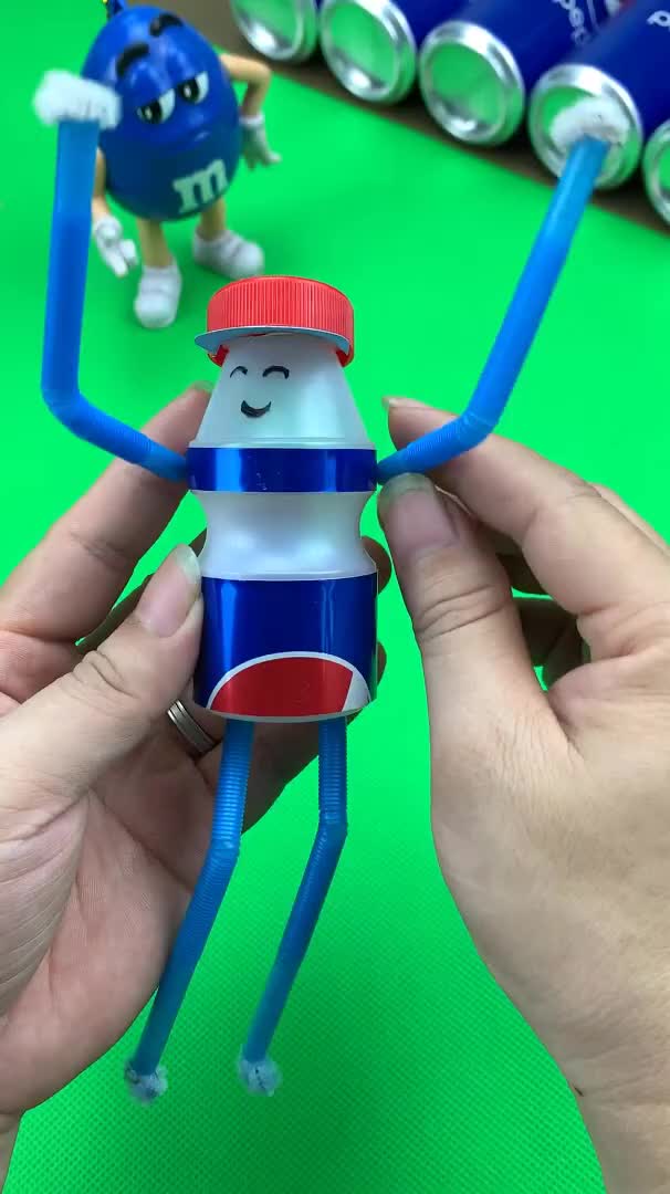 @Pepsi Cans Art